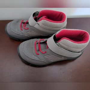 Quechua Kids Gray and Red Sneakers